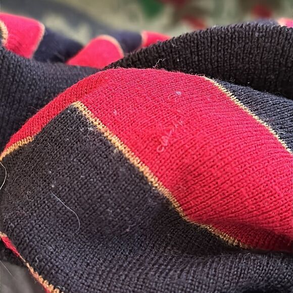 Vintage 70s Overture red, black & gold striped acrylic/wool sweater - Picture 10 of 10